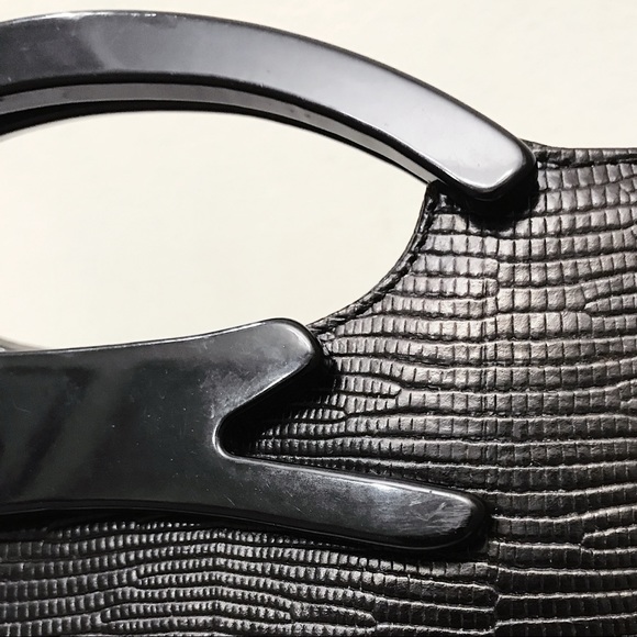 Genny by Gianni Versace Lizard Leather Crossbody - Picture 4 of 9